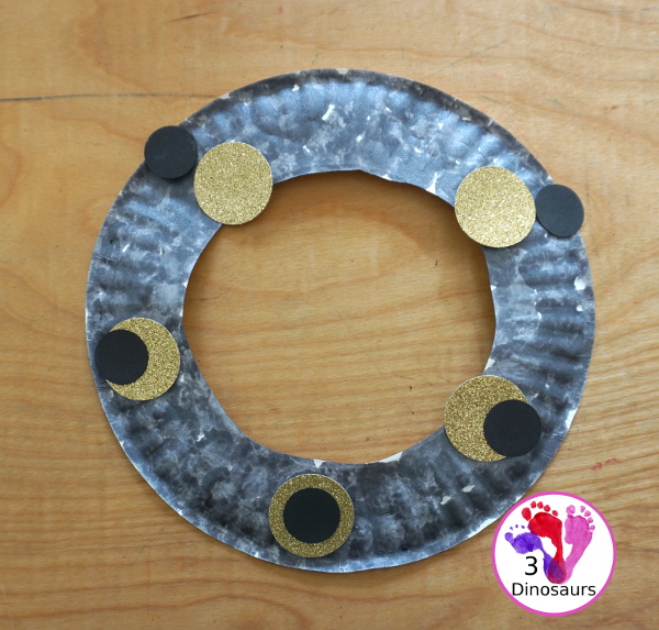 3 Dinosaurs | Stomping, Romping, and Roaring Printables, Crafts &amp; More ...