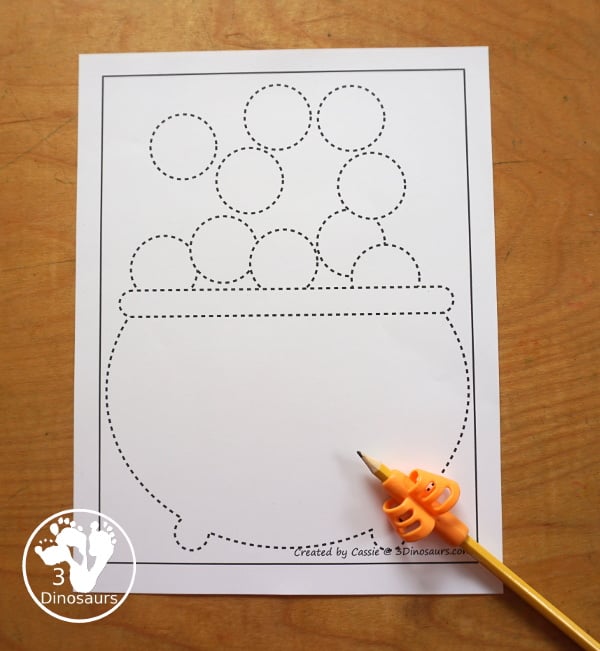 Free Cauldron Fine Motor Mat Printables - a fun Halloween Fine Motor mat: tracing cauldron. A fun way to work on fine motor for Halloween. 3Dinosaurs.com