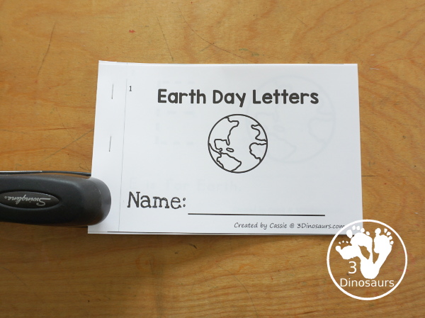 Free Earth Day ABC Easy Reader Book Printable - how to make the Earth Day Easy Reader Book - staple on left side of the book - 3Dinosaurs.com