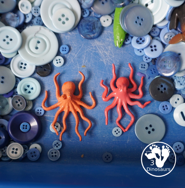 Ocean Button Sensory Bin - a simple and fun sensory bin with buttons for the filler and ocean animals, A great summer sensory bin that is easy to set up. - 3Dinosaurs.com